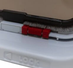 Cat Mate Kattenluik 234 Met Tweewegsluiting - Wit - 19,2 X 20cm 13 Cat Mate Kattenluik 234 Met Tweewegsluiting - Wit - 19,2 X 20cm -Kattenproducten 1200x1107 3