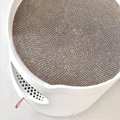 A Sunny Day Kattenbak Met Lade, Bedje En Krabplank - Inclusief Schepje - Design Kattenbak - Wit - Dichte Kattenbak - Kattenbak Gesloten 35 A Sunny Day Kattenbak Met Lade, Bedje En Krabplank - Inclusief Schepje - Design Kattenbak - Wit - Dichte Kattenbak - Kattenbak Gesloten -Kattenproducten 1200x1200 581