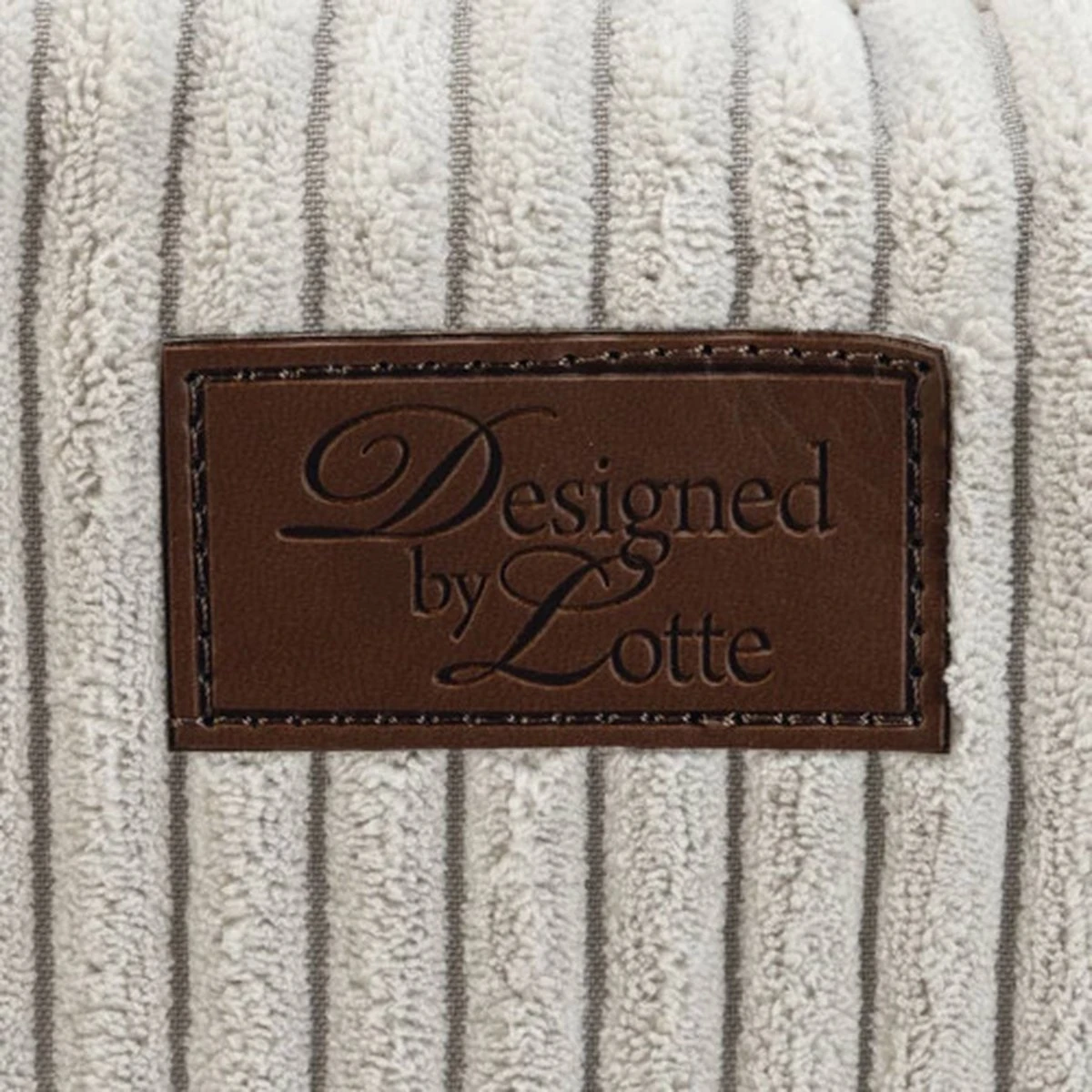 Designed By Lotte Kattenmand Ribbed Lichtgrijs 50 X 50 X 35 Cm 11 Designed By Lotte Kattenmand Ribbed Lichtgrijs 50 X 50 X 35 Cm - Afbeelding 9