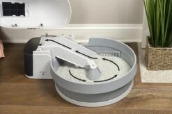 Zelfreinigende Kattenbak - PetSafe Simply Clean - Fluisterstil Met Koolstoffilter Tegen Geurtjes 13 Zelfreinigende Kattenbak - PetSafe Simply Clean - Fluisterstil Met Koolstoffilter Tegen Geurtjes -Kattenproducten 1200x799 5