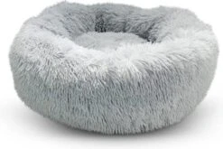 Snoozle Kattenmand - Zacht En Luxe Poezenmand - Kattenmandje Rond - Wasbaar - 100cm - XXL - Lichtgrijs -Kattenproducten 1200x802 2