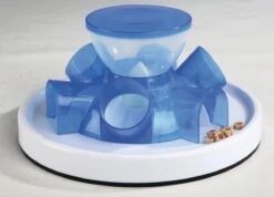 TRIXIE Kattenspeelgoed Tunnel Feeder Strategiespel - Blauw 13 TRIXIE Kattenspeelgoed Tunnel Feeder Strategiespel - Blauw -Kattenproducten 1200x864 1