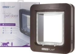 SureFlap Microchip Huisdierluik L - Bruin - 18 X 17 Cm 14 SureFlap Microchip Huisdierluik L - Bruin - 18 X 17 Cm -Kattenproducten 1200x869