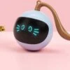 Otiume Interactieve Speelbal - Slimme Interactieve Jaag Speeltje Voor Katten - Kattenspeeltjes - Intelligente Jaagbal - AI -USB Oplaadbaar - LED - Blauw 1 Otiume Interactieve Speelbal - Slimme Interactieve Jaag Speeltje Voor Katten - Kattenspeeltjes - Intelligente Jaagbal - AI -USB Oplaadbaar - LED - Blauw -Kattenproducten 1200x889 3